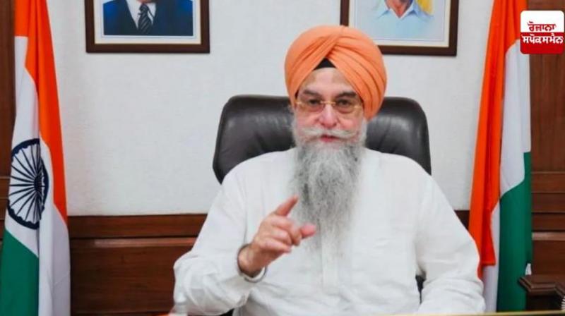  ban on Sikhs wearing kirpans at airports removed immediately: Sandhwan