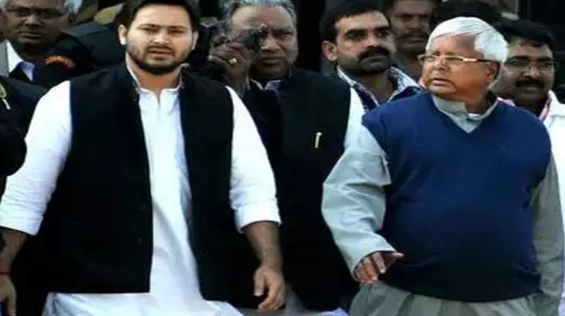 ED summons Tejashwi Yadav, Lalu Prasad for questioning in money laundering case