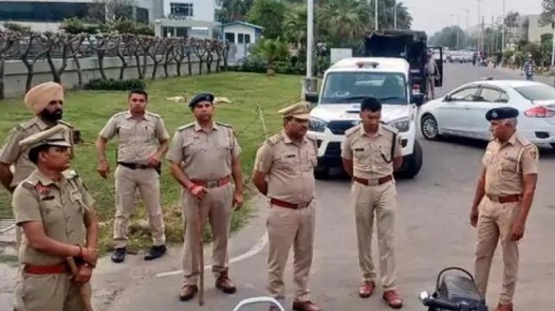 Chandigarh Police's search operation, 35 lakh cash recovered from the car