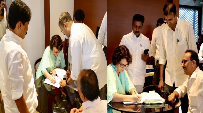 Priyanka Gandhi files nomination Wayanad Lok Sabha by-election News In Hindi