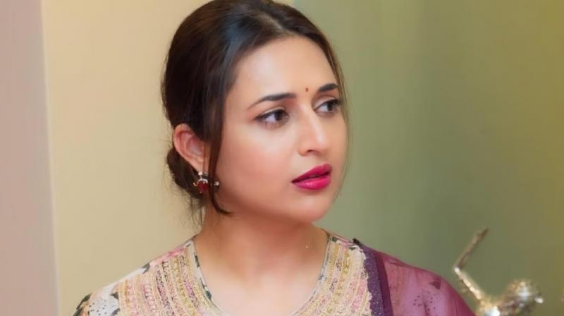 Divyanka Tripathi Accident  