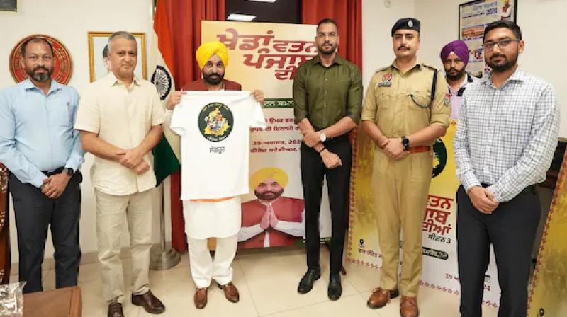 Punjab News: CM Bhagwant Singh Mann launches T-shirt and logo of the third edition of 'khedan watan punjab diyan