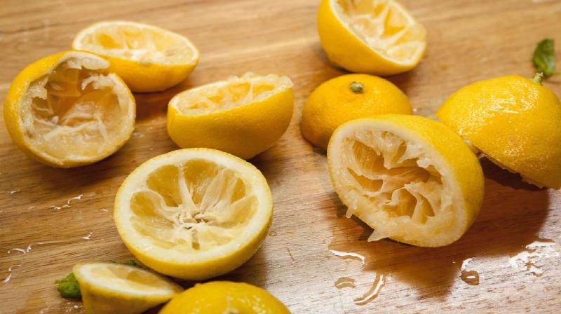 Many nutrients in lemon peels Health tips in hindi