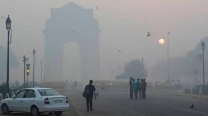 Weather News Delhi shivers at 5 degree celsius, dense fog, GRAP IV In Hindi