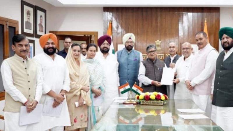 Punjab BJP met the Governor Chandigarh News In Hindi