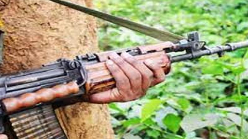 Chhattisgarh: Maoists set fire to machines, vehicles and mobile towers