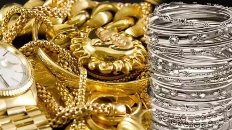 Gold fell by Rs 408, while silver fell by Rs 594.