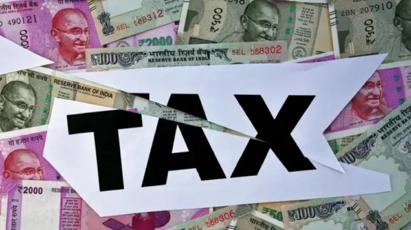 Indians spending abroad reduced by 44% due to imposition of tax news in hindi