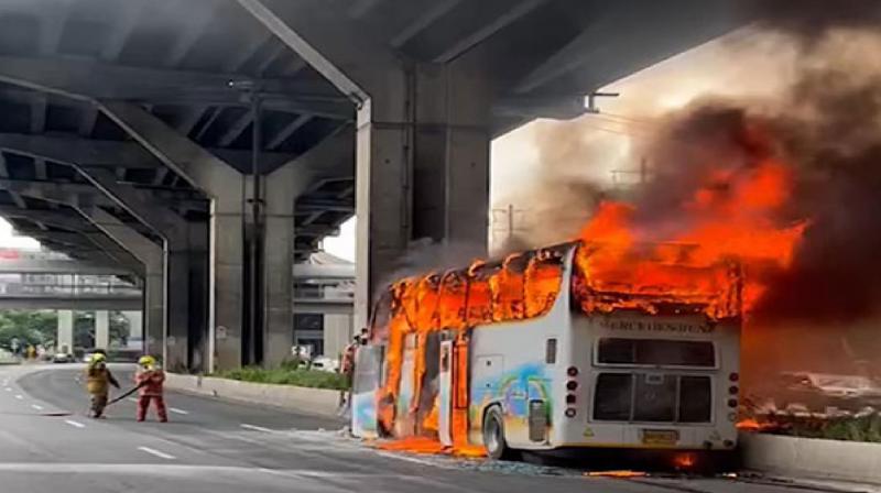 Major accident due to fire in Bangkok school bus news in hindi