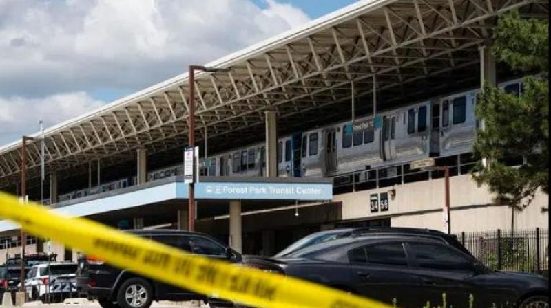 4 people shot dead in Chicago's 'Blue Line train', attacker arrested news in hindi