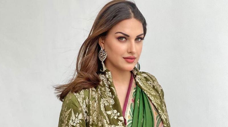  Bigg Boss 13 fame Himanshi Khurana Father arrested news In Hindi 