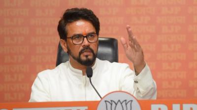Congress is playing politics to save infiltrators and urban Naxals Anurag Thakur news in hindi