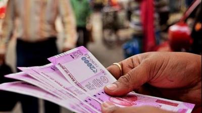 Chaos in Delhi on first day of Rs 2,000 note exchange