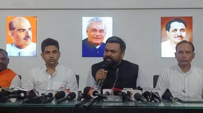 MLA statement of 'will beat Dalit Panchayat Secretary with shoe' will cost RJD heavily news in hindi