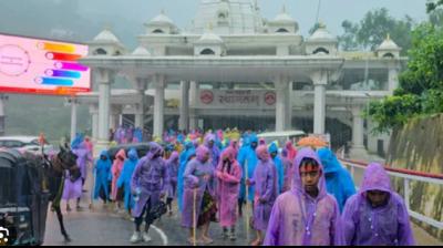 Vaishno Devi Yatra postponed till further orders due to heavy rains and landslides news in hindi