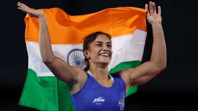 Vinesh Phogat resigns from Indian Railways job news in hindi