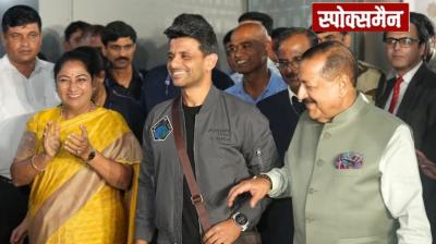 Shubhanshu Shukla's warm welcome in Delhi news in hindi