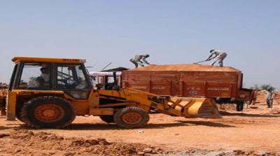 The mining department took action, dug a trench on the road news in hindi