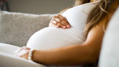 Maternal Mortality Rate 2025 A woman dies every two minutes News In Hindi