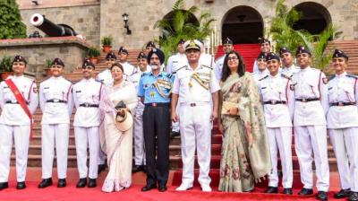 17 women cadets graduate from NDA first co-education batch news in hindi