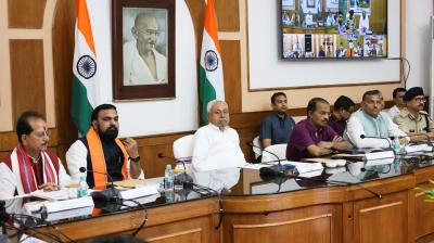 Chief Minister reviewed the preparations before possible flood and drought news in hindi