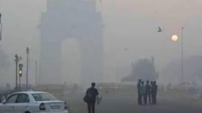 Minimum temperature in Delhi at 8 degrees Celsius, AQI in 'very poor' category