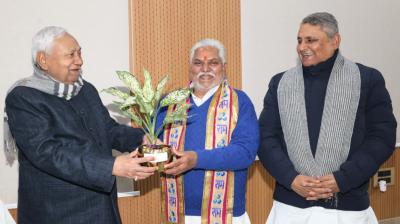 बिहार विधान सभा भवन के स्थापना दिवस को लेकर बैठक, सीएम नीतीश कुमार हुए शामिल