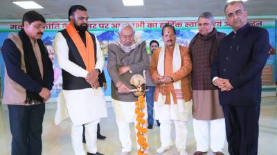 उप मुख्यमंत्री विजय कुमार सिन्हा द्वारा आयोजित मकर संक्रांति कार्यक्रम में शामिल हुए मुख्यमंत्री