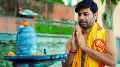 Haryanavi Singer Meeta Baroda Survives Gun Attack in Sonipat; Political Rivalry Suspected News in hindi