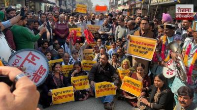 AAP stages protests across Punjab against 'anti-Dalit Congress', Pratap Bajwa's casteist remark against ETO minister