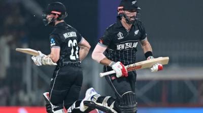  New Zealand's third consecutive win, beats Bangladesh by 8 wickets