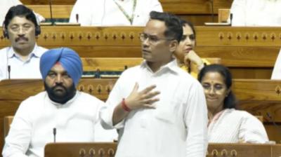 Gaurav Gogoi cornered in Lok Sabha over 'Operation Sindoor' news in hindi