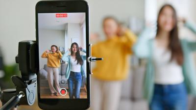 Government will give National Creators Award to reel makers