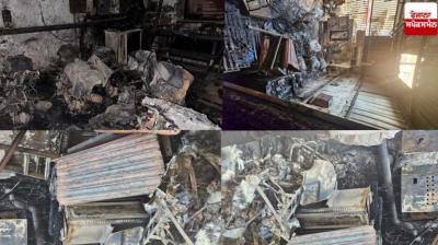 Huge fire breaks out in Mohali pizza showroom news in hindi