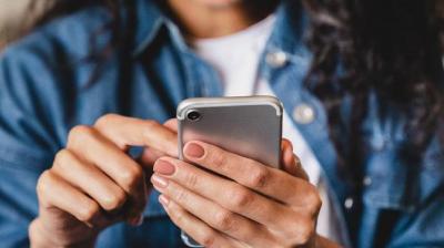 Protect Your Phone From Hacking setting alert full details in hindi