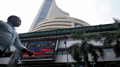 Sensex rises nearly 900 points on strong global trend, Nifty rises over 272 points
