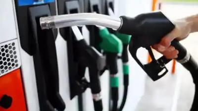Govt Hikes Excise Duty By Rs 2 Each On Petrol and Diesel news in hindi