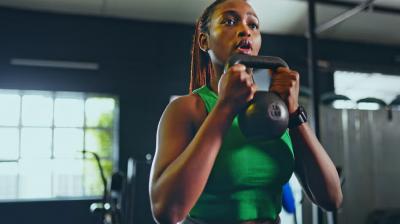 How much weight should women lift in gym Know In Hindi