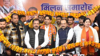 Kunal Kishore joins BJP with supporters news in hindi