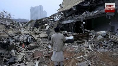 Stones Thrown At Cops During Demolition Drive Near Delhi Mosque