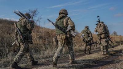 Trump considers blocking military aid to Ukraine after meeting at White House news in hindi