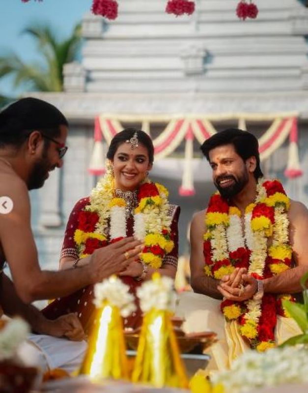 photo-keerthysureshofficial