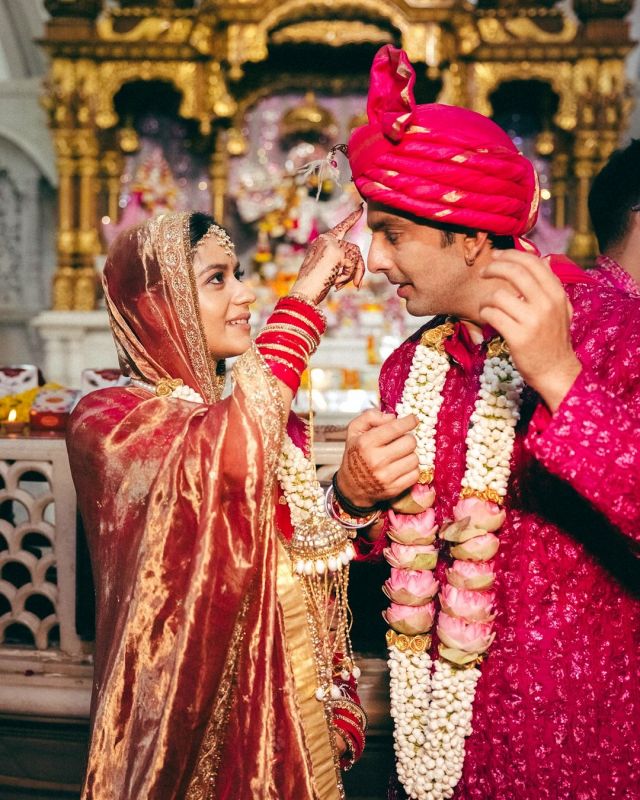 Himansh Kohli Wedding Photos Viral On Social Media 